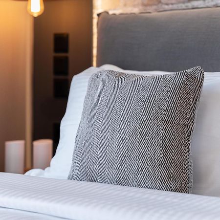 Gm Luxury Suites Kalavryta Quarto foto